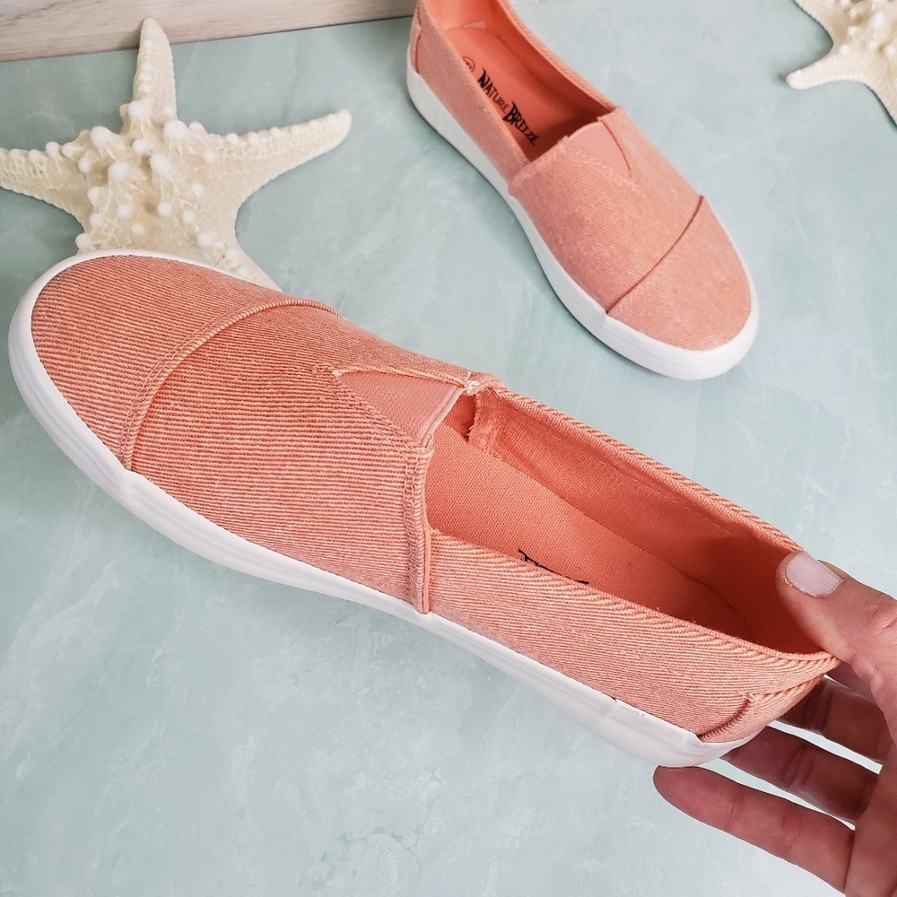 NEW Nature Breeze Blush Slip On Sneakers - Picture 2 of 5